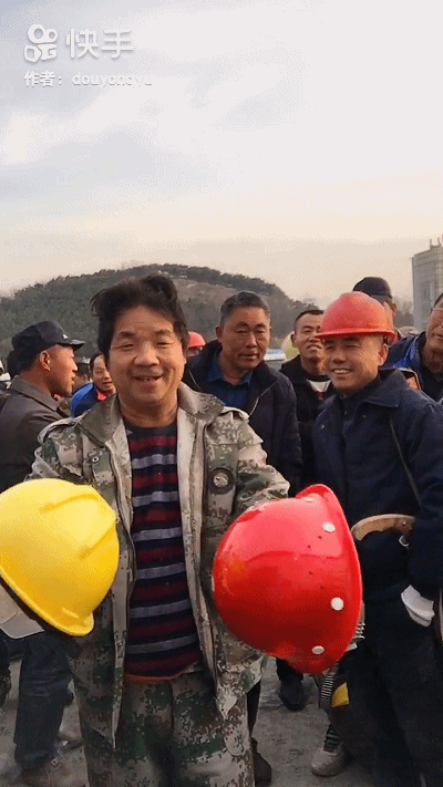 图源:“小眼哥阿群”(快手ID:douyongyu)