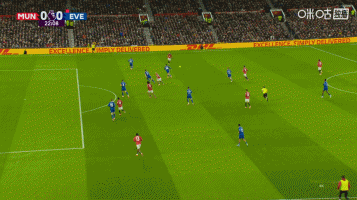 3轮不胜！曼联0-1十人埃弗顿 盖耶内讧掌掴队友直红B费失良机