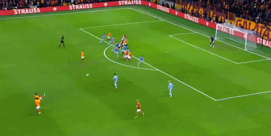 【蜗牛棋牌】十人热刺2-3加拉塔萨雷,奥斯梅恩双响,兰克希尔破门+染红