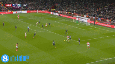 英超-利物浦2-2阿森纳让出榜首 萨拉赫救主加布廷伯伤退萨卡破门