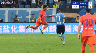 61588人观赛!英博2-0泰山2连胜 韩鹏带队开门黑泰山客场6轮不胜