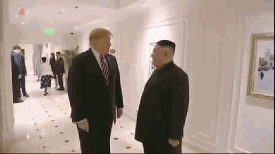 4a6e25bf38f2d0f94f50abb3c4cf4d60.gif