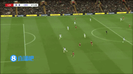 近7场6负!利物浦大轮换0-3水晶宫联赛杯出局 萨尔双响