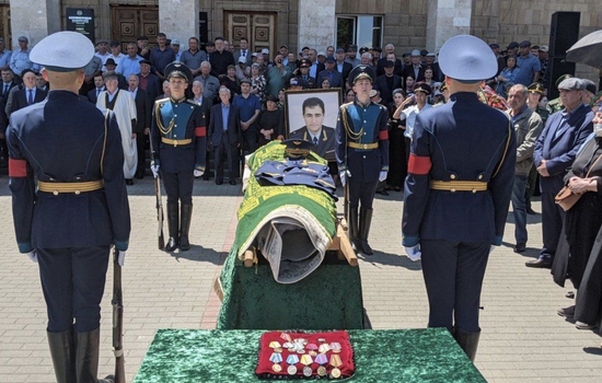 【蜗牛棋牌】俄媒确认:俄军又一名少将在顿巴斯前线阵亡