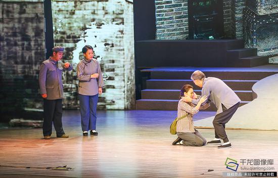 首部原创百姓宣讲剧《北京西山那抹红》剧照（9月12日摄，图片来源：tuku.qianlong.com）。千龙网记者 耿子叶摄