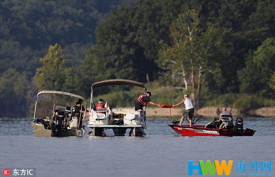美游览船沉没事故致17死7伤 死伤者无中国公民