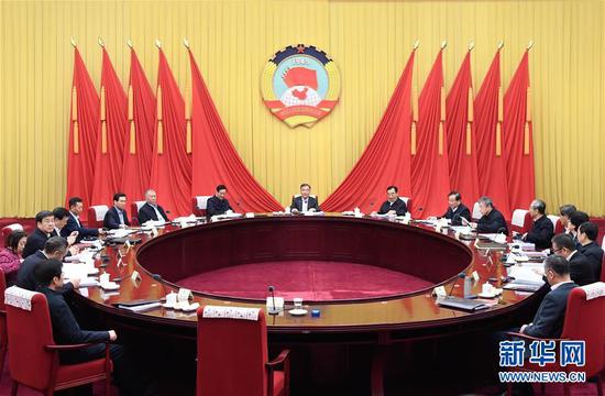 政协第十三届全国委员会第十五次主席会议近日在北京召开,中共中央政治局常委、全国政协主席汪洋主持会议并讲话。新华社记者 申宏 摄