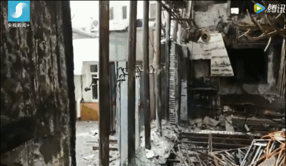 ▲酒店过火后的场景。央视新闻 图