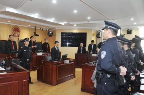 庭审现场。金文斌 摄