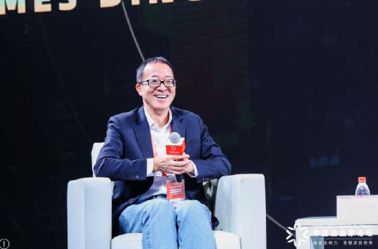 俞敏洪：科技的发展在某种意义上已经在扭曲人性了
