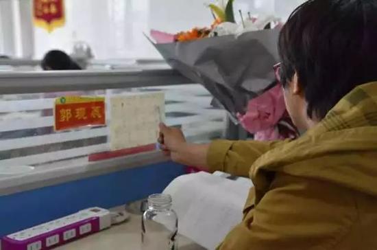 郭现蕊的课程表,密密麻麻排满了课。