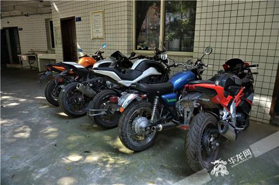 警方追回的摩托车