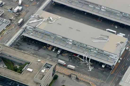 ▲9月5日，日本关西机场的受损航站楼。（新华社）
