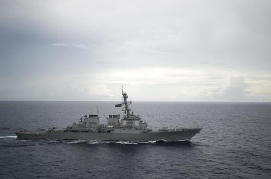 美国海军DDG-73 “迪凯特”号导弹驱逐舰