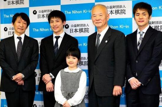仲邑堇新初段發佈會現場