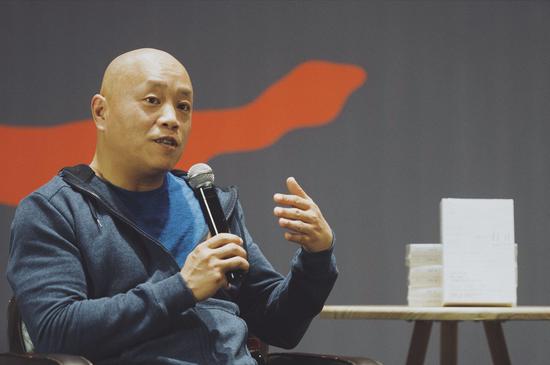 黄章晋