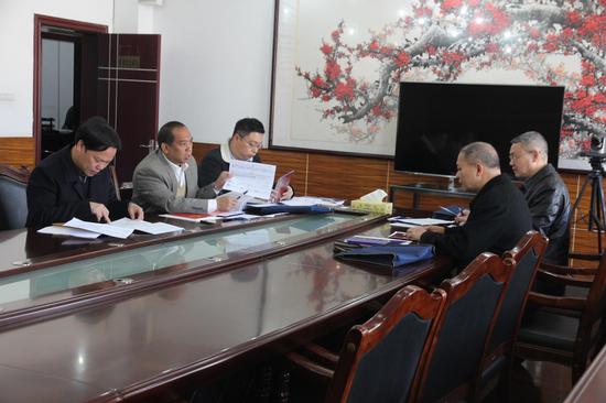 对“一户一册一卡”开展培训