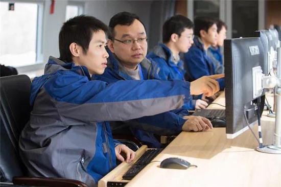 此次综合试验的内容是什么?