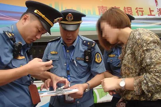 上海查处网约车非法案件158起 超6成涉及滴滴平台
