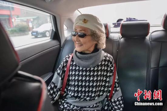 90岁的她经历过南京大屠杀的梦魇 把余生活成