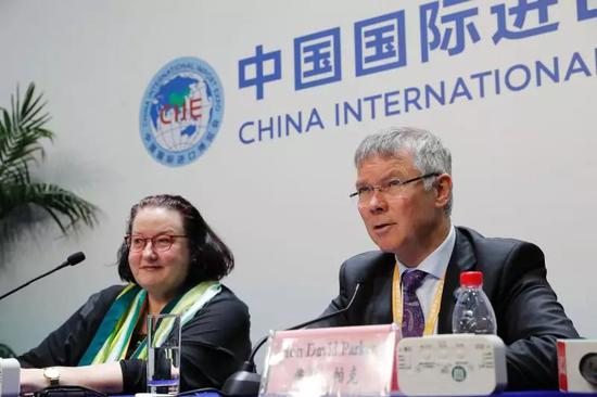新西兰贸易与出口增长部部长戴维·帕克和中国很有渊源
