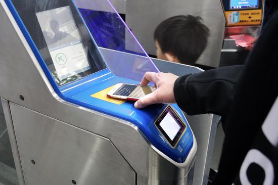 �˿�ʹ���ֻ�һ��ͨ����վ����Ӱ/�¾������� ֣��Ǣ