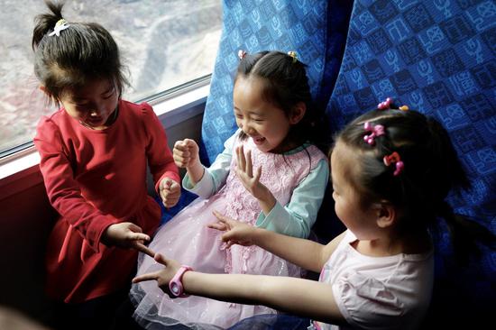 С�˿������г�������Ϸ����Ӱ/�¾������� ֣��Ǣ