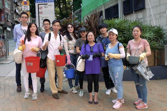 香港市民发起清洁社区活动(图源:橙新闻)