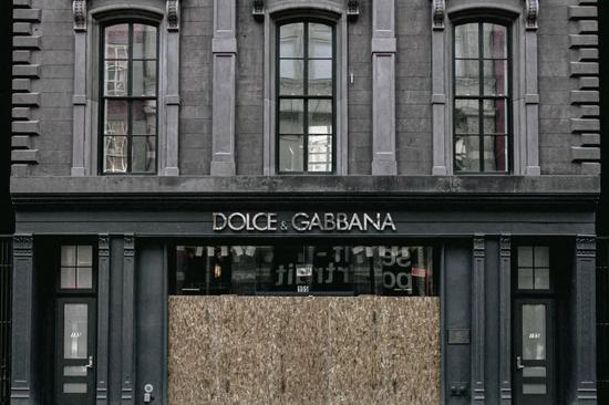 Manhattan Dolce & Gabbana stores,