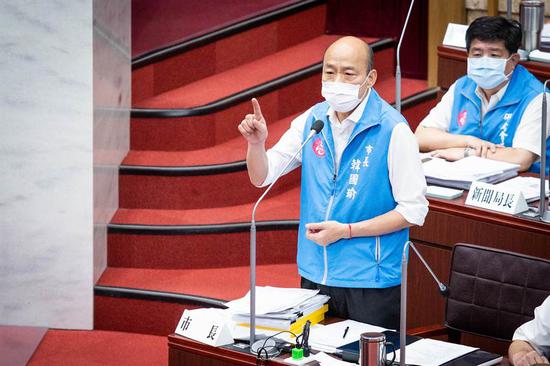 高雄市长韩国瑜19日在议会备询。(图片泉源:台湾“中时电子报”)