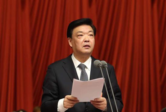 市政协十三届三次会议闭幕,市政协主席吉林主持会议并讲话。摄/新京报记者 王贵彬