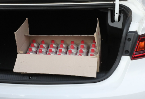 汽车后备箱有28个便携式炉灶用煤气罐（韩国《中央日报》图）