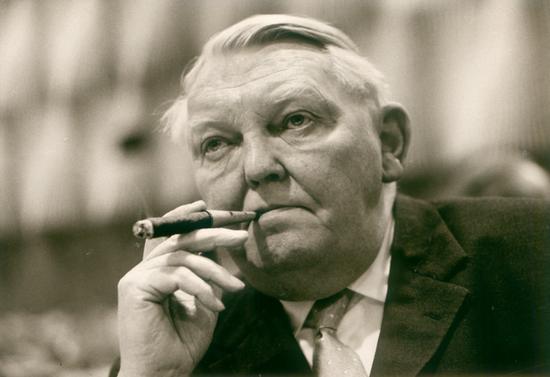 (前德国经济部长艾哈德被视为德国经济奇迹之父,摄影:Konrad-Adenauer-Stiftung)