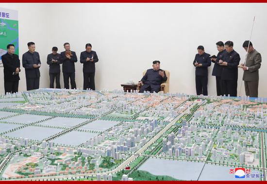 金正恩视察新义州市(朝中社)