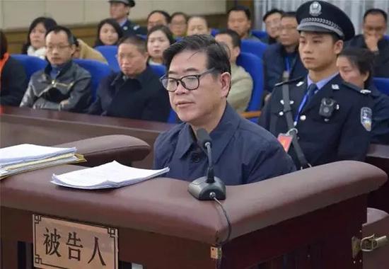 李亿龙受审  长安街知事微信公众号 资料图