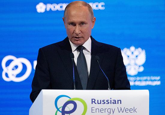當地時間10月3日，俄羅斯總統普京出席俄羅斯能源周全體大會。  視覺中國 圖