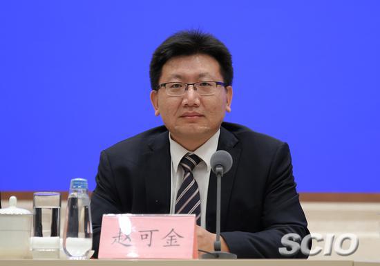 清华大学社会科学学院副院长、教授,全球共同发展研究院副院长赵可金(张馨 摄)
