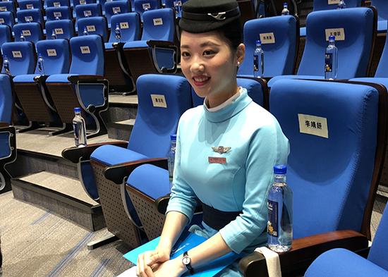厦门航空首批台湾籍乘务员李靖妍。本文图片均为澎湃新闻记者 汤琪 图