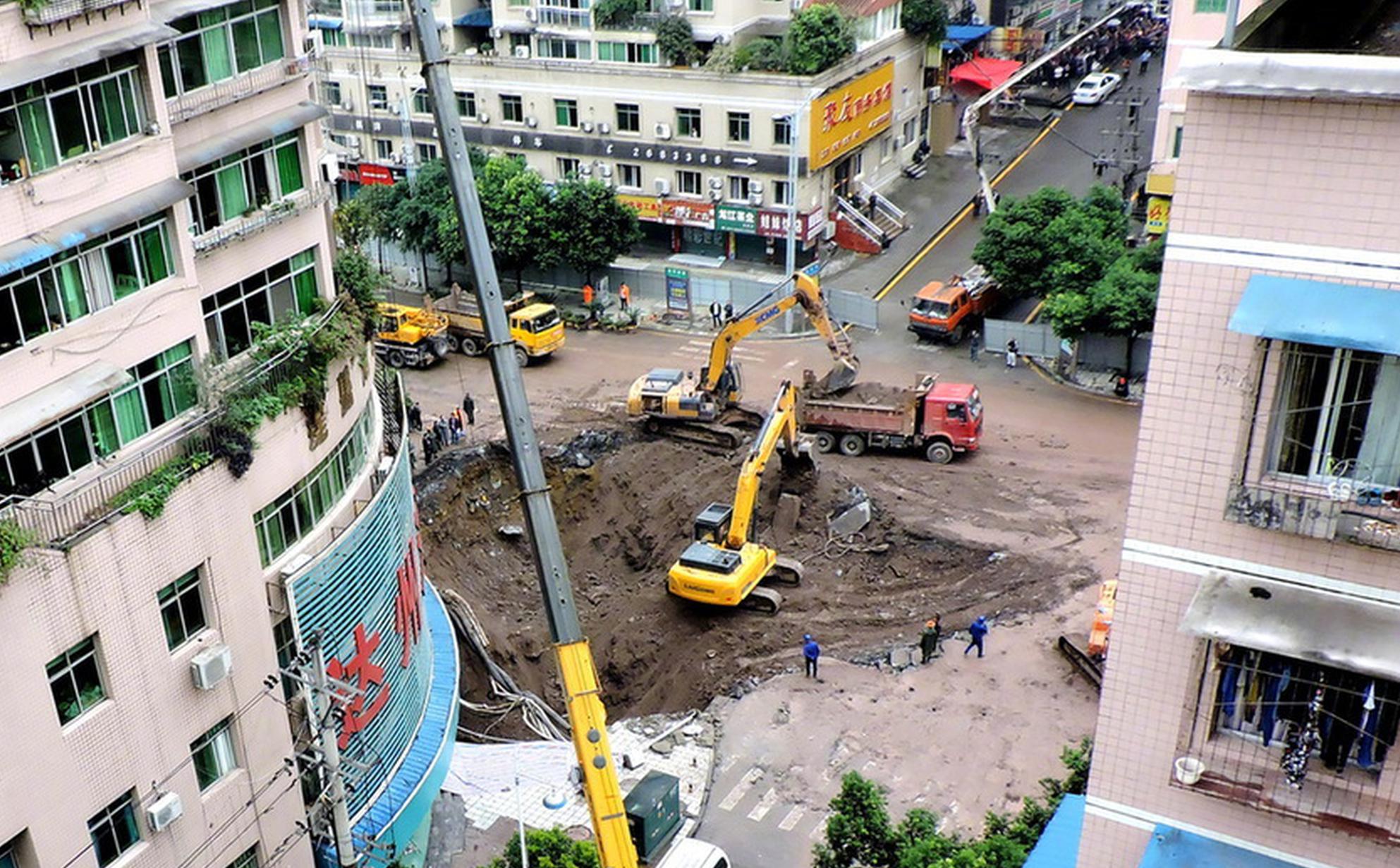 习近平同巴西联邦共和国总统举行会谈 两国元首一致同意推动中巴全面战略伙伴关系取得新的更大发展