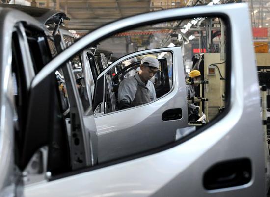 资料图片:日产汽车在河南郑州的工厂。(新华社)