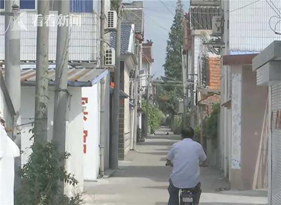 小偷被狱友告知“诈骗名声好” 扮政府人员骗老人