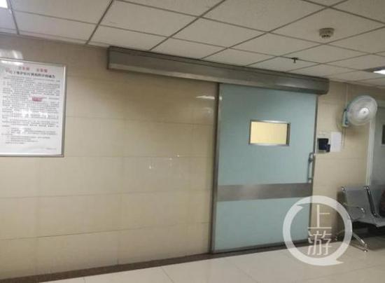 5月4日，陕中附院南楼16层重症监护室，被刺的苏俊在此治疗。上游新闻 图