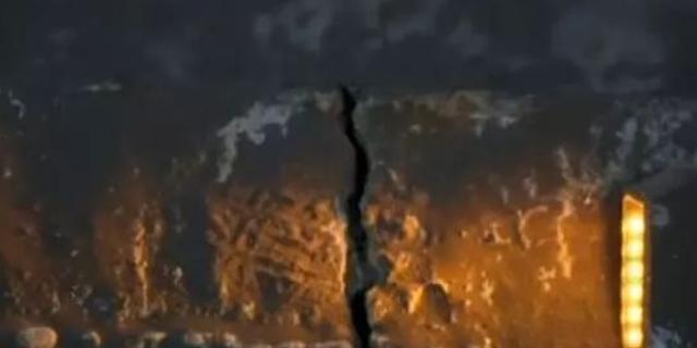 视频：投资16亿扶贫路刷层涂料就算“整改”