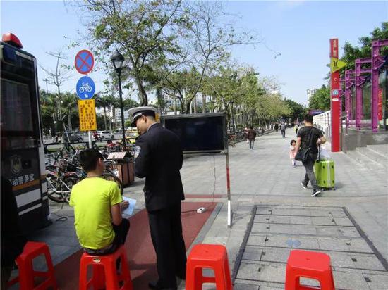 交警供图
