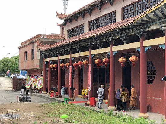 江西寺庙两僧人被害:凶手强驻寺庙 辱骂法师香客