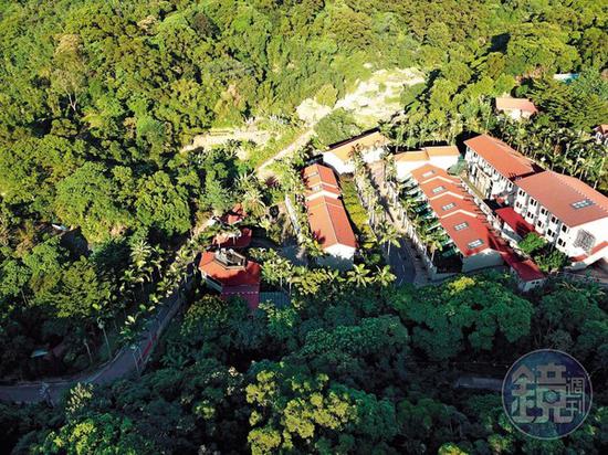 蔡英文随扈为偷情发挥军中所学,特勤级防跟拍5大招曝光!(图片来源:台湾《镜周刊》)