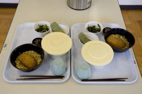 许多老年囚犯患有高血压和糖尿病，监狱厨房会为他们安排营养餐。