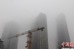 郑州遭遇大雾天气