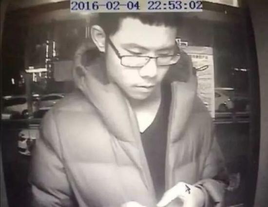 吴谢宇被捕前最后一次被拍摄到行踪