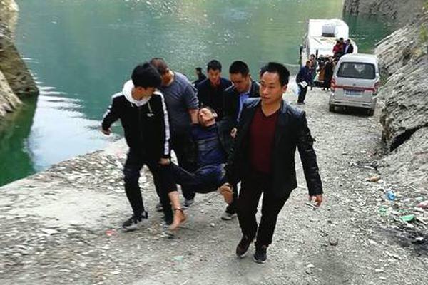 熬夜看球不伤身	：电视看球 健康的健康指南